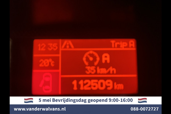 Peugeot Boxer 2.0 BlueHDI 141pk Bakwagen Laadklep Euro6 Airco | Camera | Cruisecontrol | Chauffeursstoel Bijrijdersbank