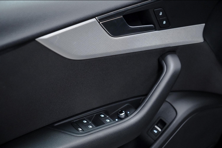 Audi A5 Sportback 45 TFSI quattro RS Blacked Out|DigitalD|SportStoelen|