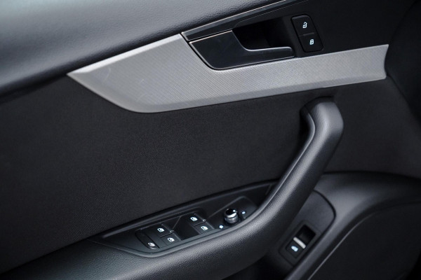 Audi A5 Sportback 45 TFSI quattro RS Blacked Out|DigitalD|SportStoelen|