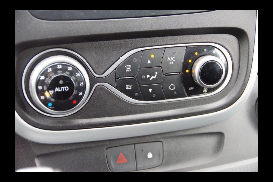 Renault Trafic 2.0 dCi SPORT 170PK AUT. LED, 2X SCHUIFDEUR, TREKHAAK, LEDER, CAMERA, NAVI, CRUISE, CLIMA, PARKEERSENSOREN, APPLE CARPLAY