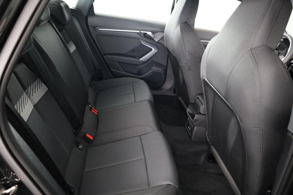 Audi A3 Limousine 30 TFSI Advanced edition 116pk S-tronic | navigatie | Sportstoelen | Led verlichting |