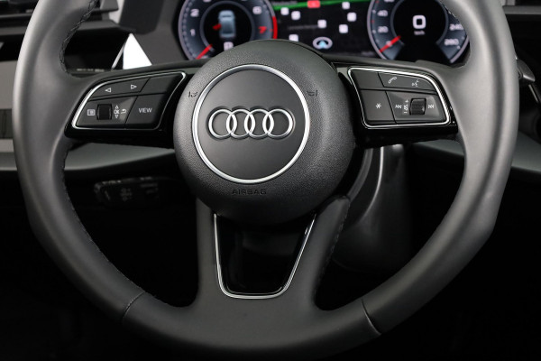 Audi A3 Limousine 30 TFSI Advanced edition 116pk S-tronic | navigatie | Sportstoelen | Led verlichting |
