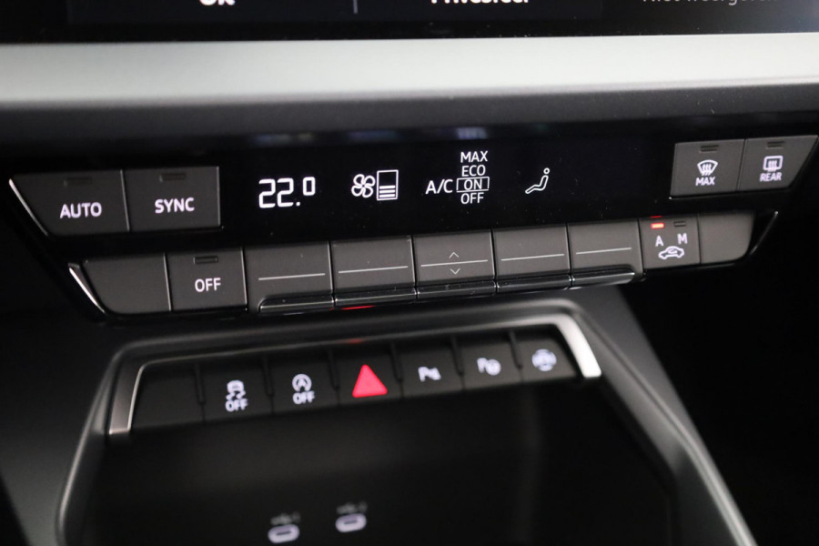 Audi A3 Limousine 30 TFSI Advanced edition 116pk S-tronic | navigatie | Sportstoelen | Led verlichting |