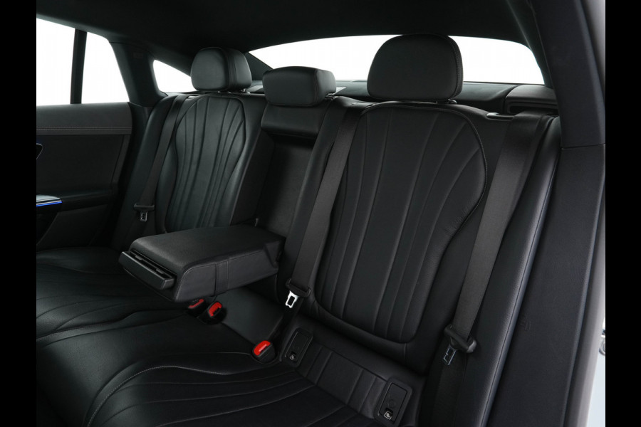 Mercedes-Benz EQE 350+ Luxury Line 91 kWh [ 3-Fase ] (INCL-BTW) Aut. *LUXURY-LEATHER | DISTRONIC | FULL-LED | KEYLESS | CAMERA | BLIND-SPOT | MEMORY-PACK | DIGI-COCKPIT | MBUX-NAVI | AMBIENT-LIGHT | DAB+ | COMFORT-SEATS | 19''ALU*