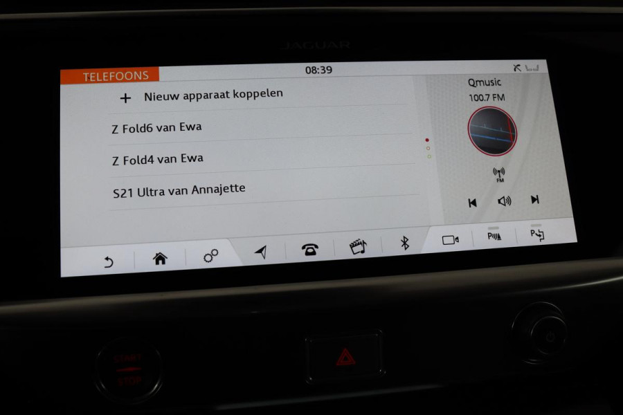 Jaguar I-PACE EV400 SE 90 kWh | Panoramadak | Leder | Stoelverwarming | Carplay | Meridian Surround | Camera | Park Assist | Full LED