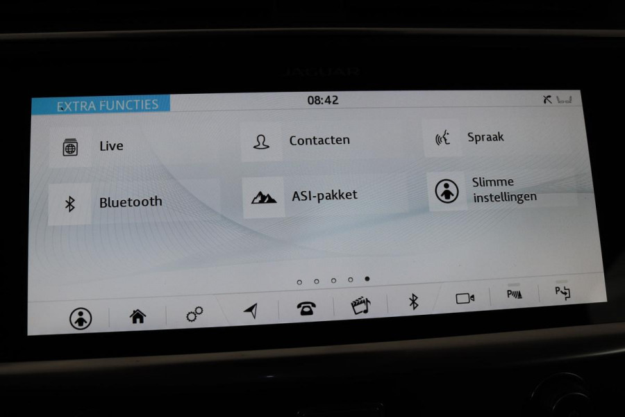 Jaguar I-PACE EV400 SE 90 kWh | Panoramadak | Leder | Stoelverwarming | Carplay | Meridian Surround | Camera | Park Assist | Full LED