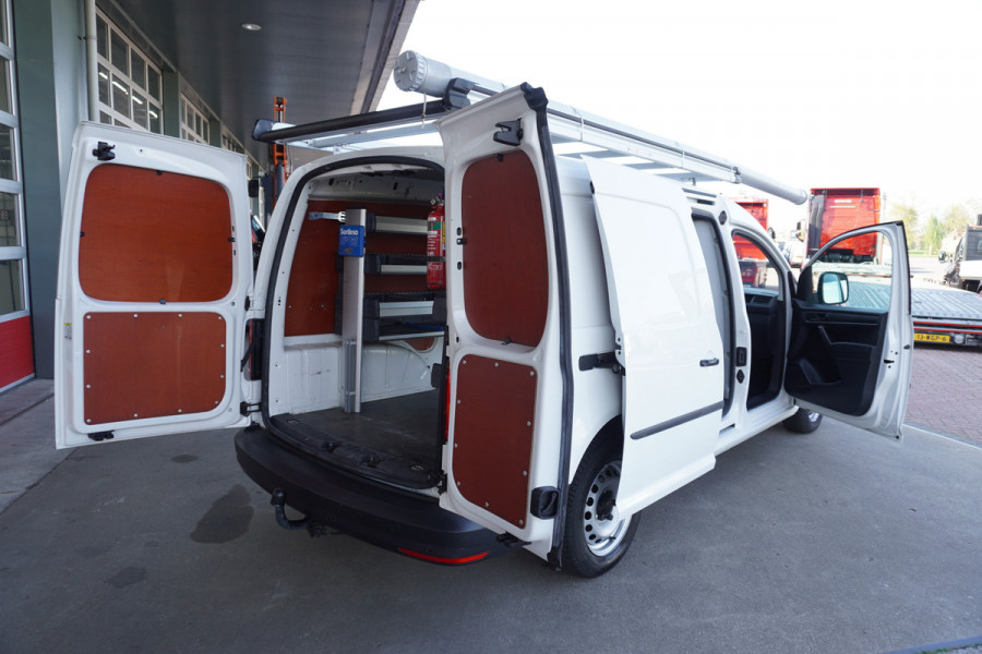 Volkswagen Caddy 2.0 TDI L2H1 BMT Maxi Comfortline Nr. V002 | Airco | Cruise | Navigatie | Laadruimte inrichting