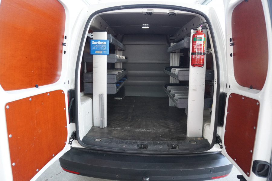 Volkswagen Caddy 2.0 TDI L2H1 BMT Maxi Comfortline Nr. V002 | Airco | Cruise | Navigatie | Laadruimte inrichting
