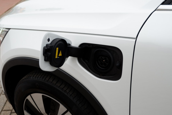 Volvo XC40 1.5 T4 PHEV Rech Inscription Exp (Leder) Rijklaarprijs incl. 12