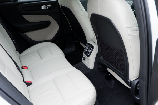 Volvo XC40 1.5 T4 PHEV Rech Inscription Exp (Leder) Rijklaarprijs incl. 12