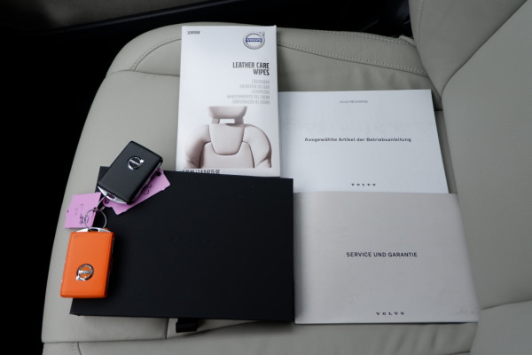 Volvo XC40 1.5 T4 PHEV Rech Inscription Exp (Leder) Rijklaarprijs incl. 12