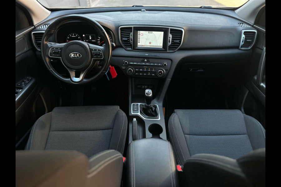 Kia Sportage 1.6 GDI DynamicLine, trekhaak, achteruitrijcamera, navigatie, led, Nederlandse auto met nationale auto pas