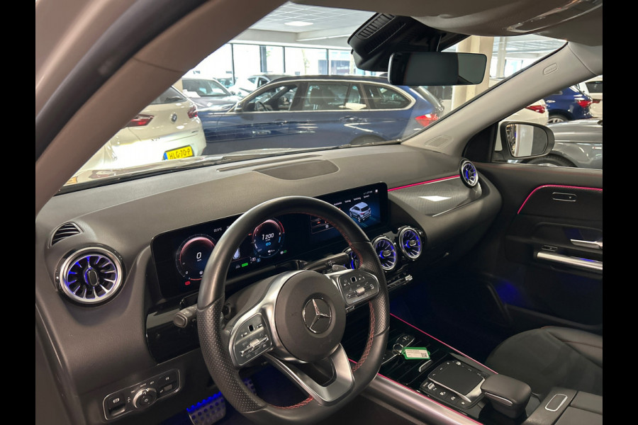 Mercedes-Benz GLA 250 e AMG Line / camera / Navigatie / sfeer verlichting / led verlichting