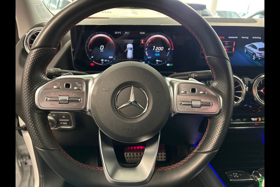 Mercedes-Benz GLA 250 e AMG Line / camera / Navigatie / sfeer verlichting / led verlichting
