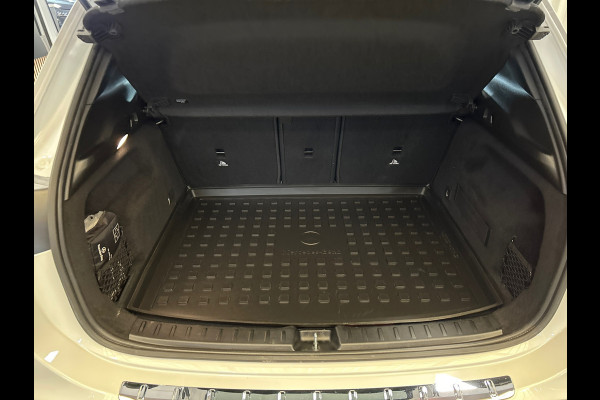 Mercedes-Benz GLA 250 e AMG Line / camera / Navigatie / sfeer verlichting / led verlichting