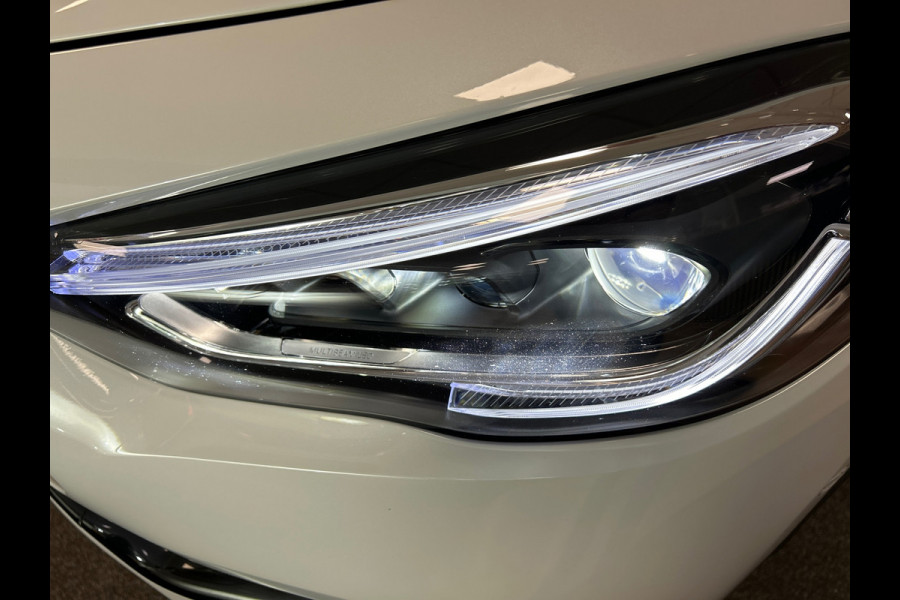 Mercedes-Benz GLA 250 e AMG Line / camera / Navigatie / sfeer verlichting / led verlichting