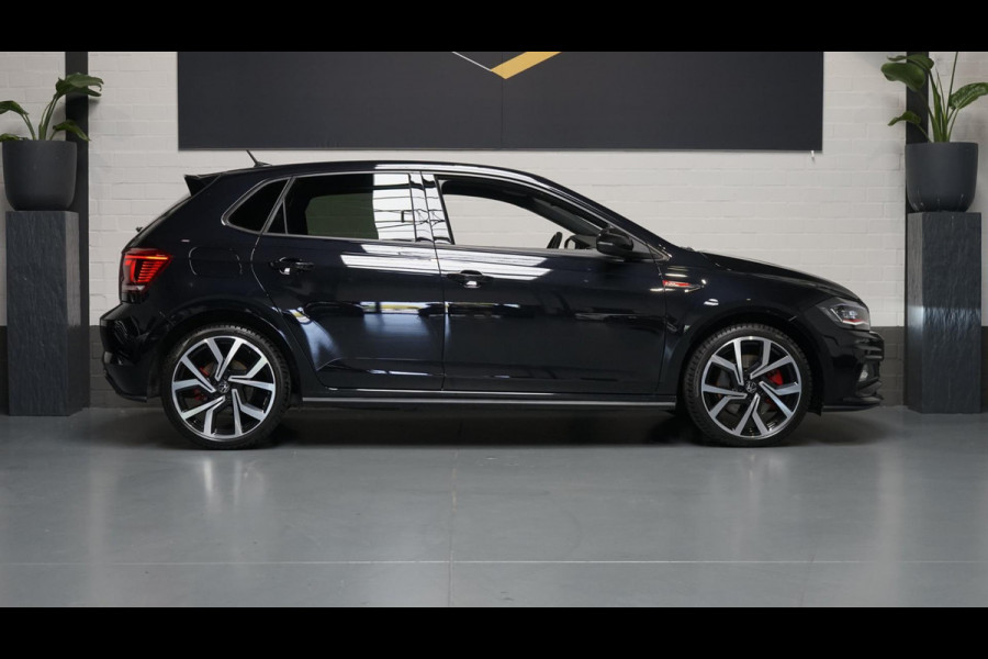 Volkswagen Polo 2.0 TSI GTI AUTOMAAT-ACC-BEATS-CAMERA-CARPLAY-KEYLESS-LED-MODE-MILLTEK-NAVIGATIE-VIRTUEEL