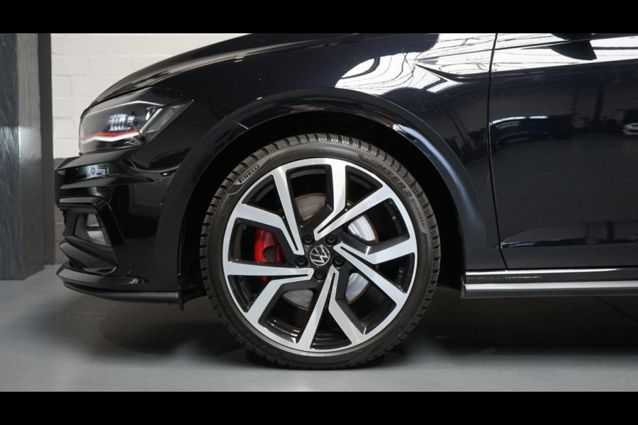 Volkswagen Polo 2.0 TSI GTI AUTOMAAT-ACC-BEATS-CAMERA-CARPLAY-KEYLESS-LED-MODE-MILLTEK-NAVIGATIE-VIRTUEEL