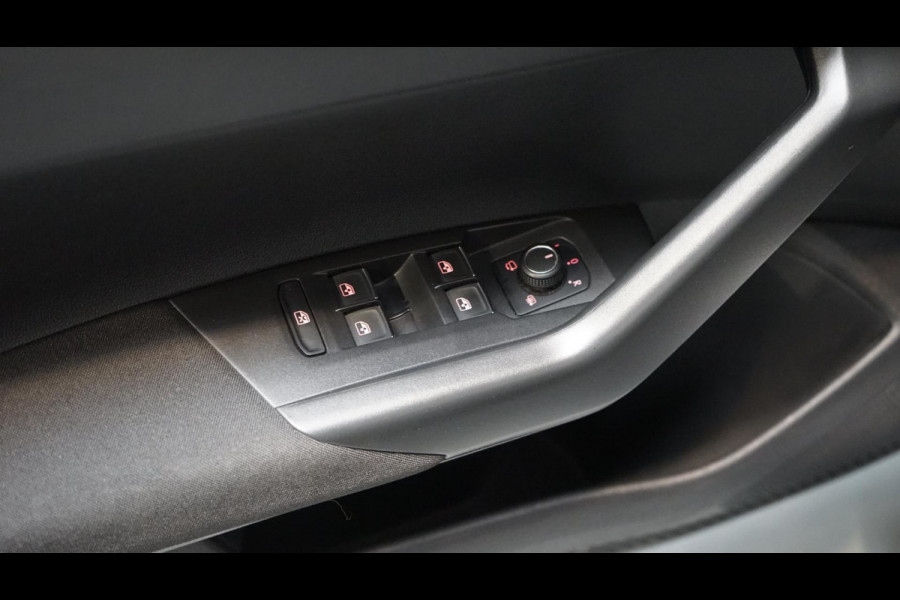 Volkswagen Polo 2.0 TSI GTI AUTOMAAT-ACC-BEATS-CAMERA-CARPLAY-KEYLESS-LED-MODE-MILLTEK-NAVIGATIE-VIRTUEEL