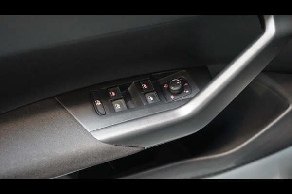 Volkswagen Polo 2.0 TSI GTI AUTOMAAT-ACC-BEATS-CAMERA-CARPLAY-KEYLESS-LED-MODE-MILLTEK-NAVIGATIE-VIRTUEEL