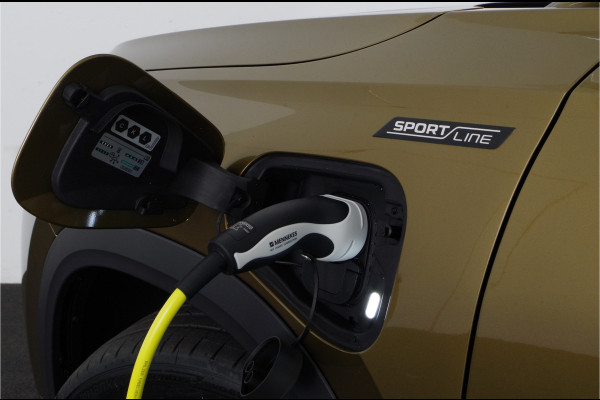 Škoda Kodiaq 1.5 TSI PHEV Sportline Business > Trekhaak | 20 inch | Winter-pakket | Bronx Gold Metallic Lease ook mogelijk!