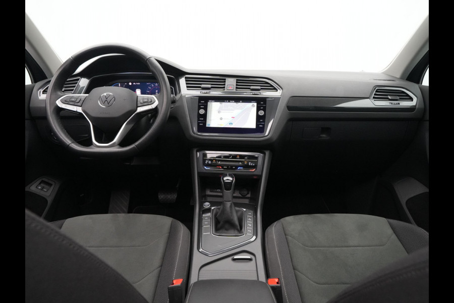 Volkswagen Tiguan 1.4 TSI 245pk eHybrid Elegance Panorama Camera Side Assist Matrix Led