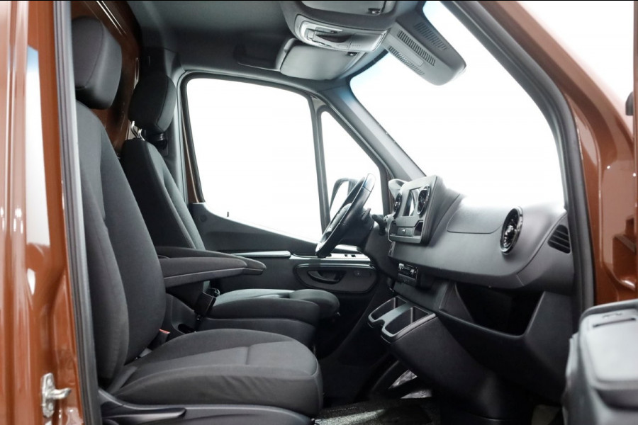 Mercedes-Benz Sprinter 515 CDI 150pk 9G Automaat Bakwagen met laadklep en zijdeur 03-2022