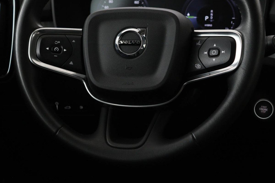 Volvo XC40 1.5 T4 Recharge Inscription Expression | Panoramadak | Leder | Trekhaak | Stoel & stuurverwarming | Carplay | Full LED | Navigatie | Camera | Climate control