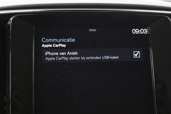 Volvo XC40 1.5 T4 Recharge Inscription Expression | Panoramadak | Leder | Trekhaak | Stoel & stuurverwarming | Carplay | Full LED | Navigatie | Camera | Climate control