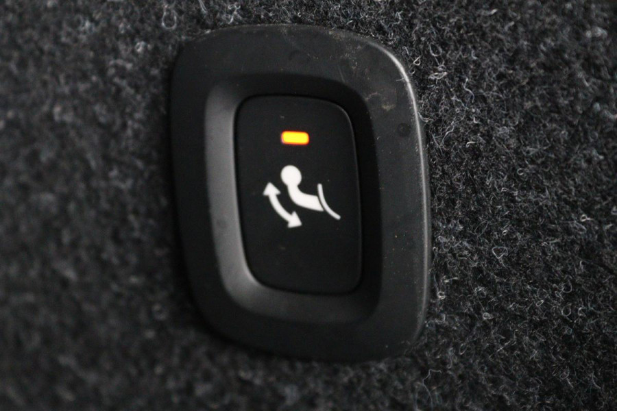 Volvo XC40 1.5 T4 Recharge Inscription Expression | Panoramadak | Leder | Trekhaak | Stoel & stuurverwarming | Carplay | Full LED | Navigatie | Camera | Climate control