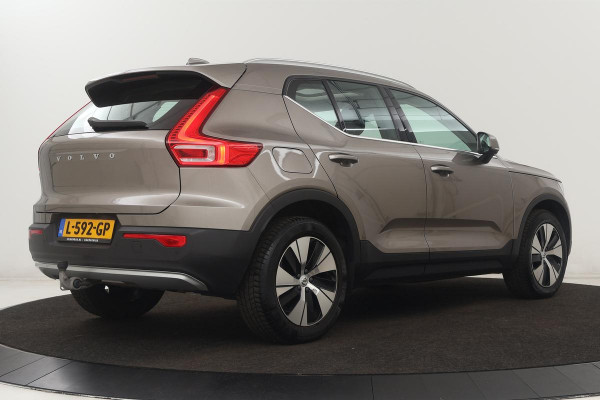 Volvo XC40 1.5 T4 Recharge Inscription Expression | Panoramadak | Leder | Trekhaak | Stoel & stuurverwarming | Carplay | Full LED | Navigatie | Camera | Climate control