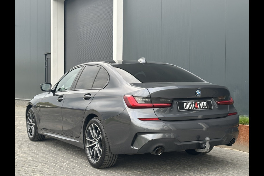BMW 3-serie 320e M PACK NAVI CR CONTROL PDC CLIMATE SPORTVELGEN