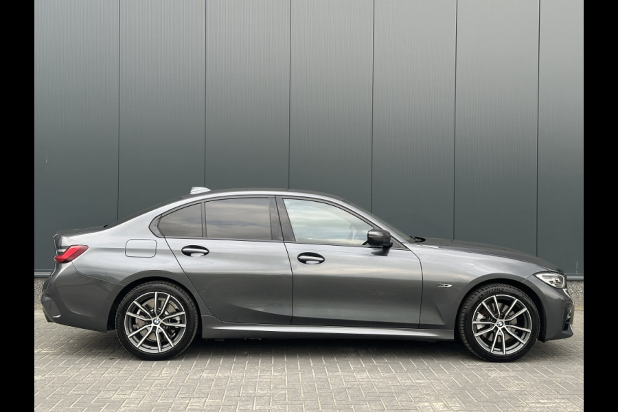 BMW 3-serie 320e M PACK NAVI CR CONTROL PDC CLIMATE SPORTVELGEN