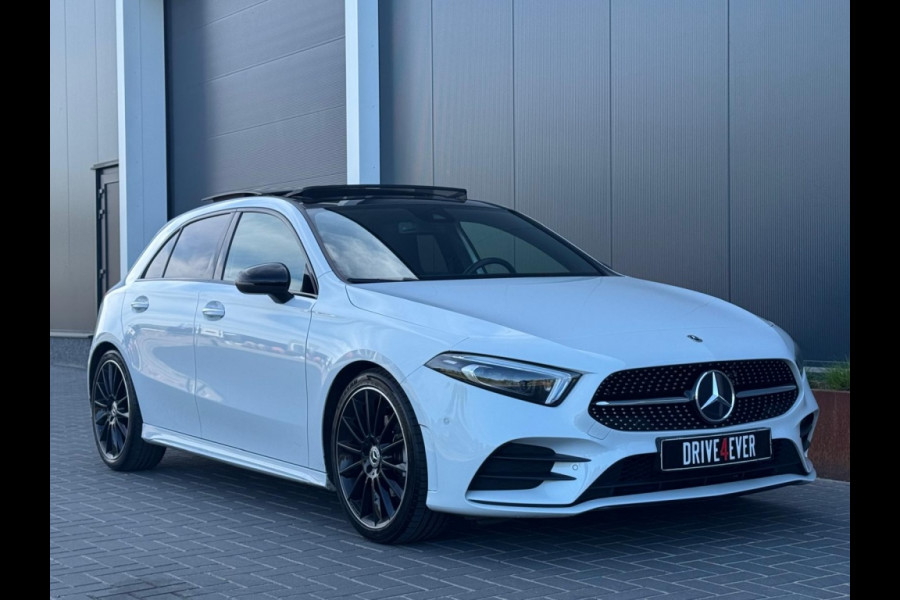 Mercedes-Benz A-Klasse 200 AMG Line M2023 FULL PANO NAVI CAMERA SFEERVERLICHTING ELEK P
