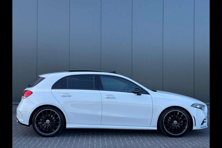 Mercedes-Benz A-Klasse 200 AMG Line M2023 FULL PANO NAVI CAMERA SFEERVERLICHTING ELEK P