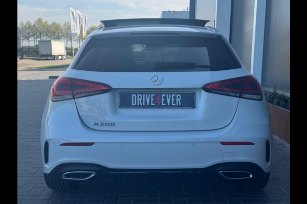 Mercedes-Benz A-Klasse 200 AMG Line M2023 FULL PANO NAVI CAMERA SFEERVERLICHTING ELEK P
