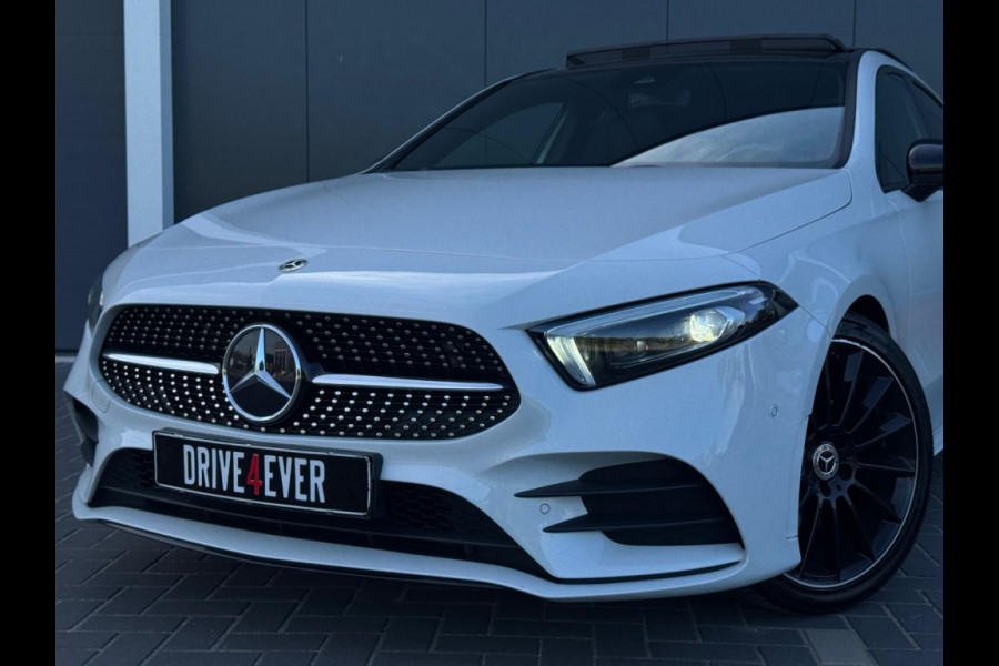 Mercedes-Benz A-Klasse 200 AMG Line M2023 FULL PANO NAVI CAMERA SFEERVERLICHTING ELEK P