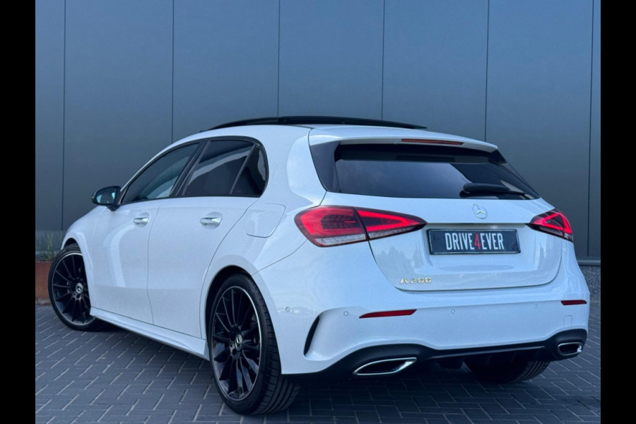 Mercedes-Benz A-Klasse 200 AMG Line M2023 FULL PANO NAVI CAMERA SFEERVERLICHTING ELEK P