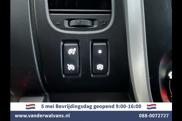 Renault Trafic 2.0 dCi 120pk L2H1 inrichting Euro6 Airco | Navigatie | LED | Camera | Cruisecontrol | Trekhaak Parkeersensoren, Bijrijdersbank
