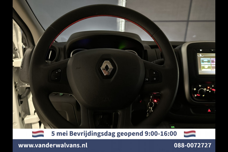 Renault Trafic 2.0 dCi 120pk L2H1 inrichting Euro6 Airco | Navigatie | LED | Camera | Cruisecontrol | Trekhaak Parkeersensoren, Bijrijdersbank