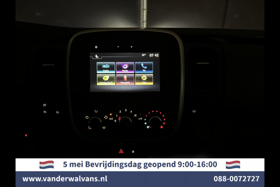 Renault Trafic 2.0 dCi 120pk L2H1 inrichting Euro6 Airco | Navigatie | LED | Camera | Cruisecontrol | Trekhaak Parkeersensoren, Bijrijdersbank
