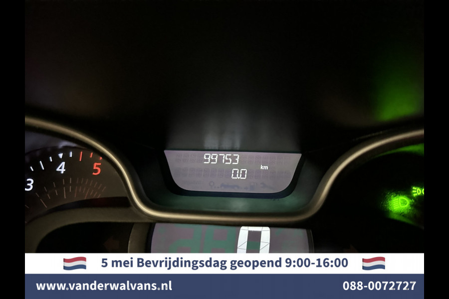 Renault Trafic 2.0 dCi 120pk L2H1 inrichting Euro6 Airco | Navigatie | LED | Camera | Cruisecontrol | Trekhaak Parkeersensoren, Bijrijdersbank