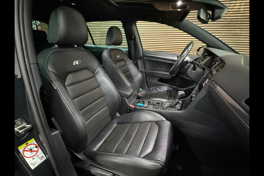Volkswagen Golf 1.5 TSI Highline Business R LEDER / PANO / LED / CAMERA/ NAVI/ 18INCH / CLIMATE / STOELVERWARMING / BOMVOLLE GOLF!