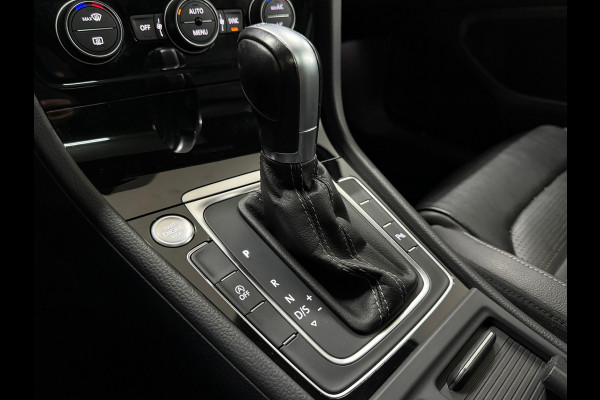 Volkswagen Golf 1.5 TSI Highline Business R LEDER / PANO / LED / CAMERA/ NAVI/ 18INCH / CLIMATE / STOELVERWARMING / BOMVOLLE GOLF!