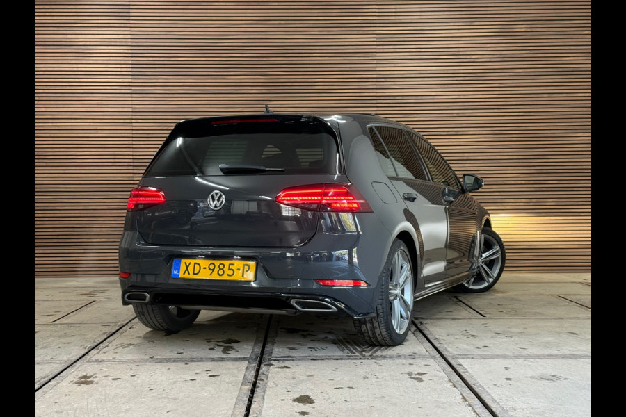 Volkswagen Golf 1.5 TSI Highline Business R LEDER / PANO / LED / CAMERA/ NAVI/ 18INCH / CLIMATE / STOELVERWARMING / BOMVOLLE GOLF!