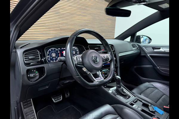 Volkswagen Golf 1.5 TSI Highline Business R LEDER / PANO / LED / CAMERA/ NAVI/ 18INCH / CLIMATE / STOELVERWARMING / BOMVOLLE GOLF!