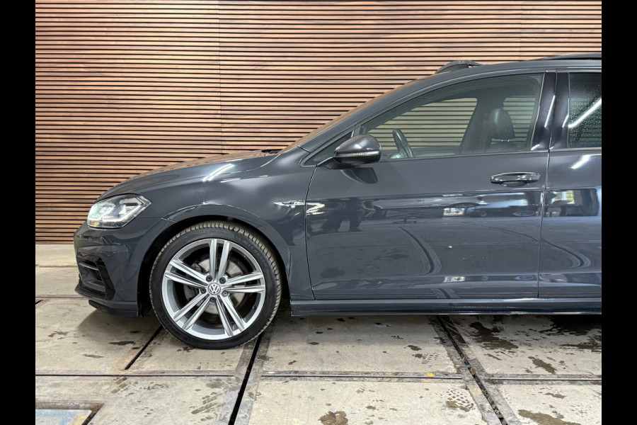 Volkswagen Golf 1.5 TSI Highline Business R LEDER / PANO / LED / CAMERA/ NAVI/ 18INCH / CLIMATE / STOELVERWARMING / BOMVOLLE GOLF!