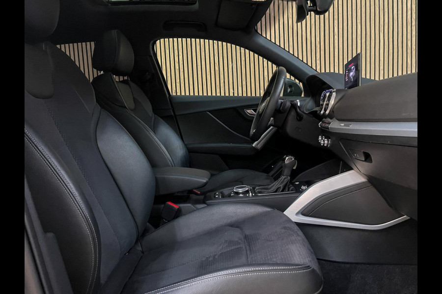 Audi Q2 35 TFSI S Line Edition 150PK - Pano - Matrix - B&O