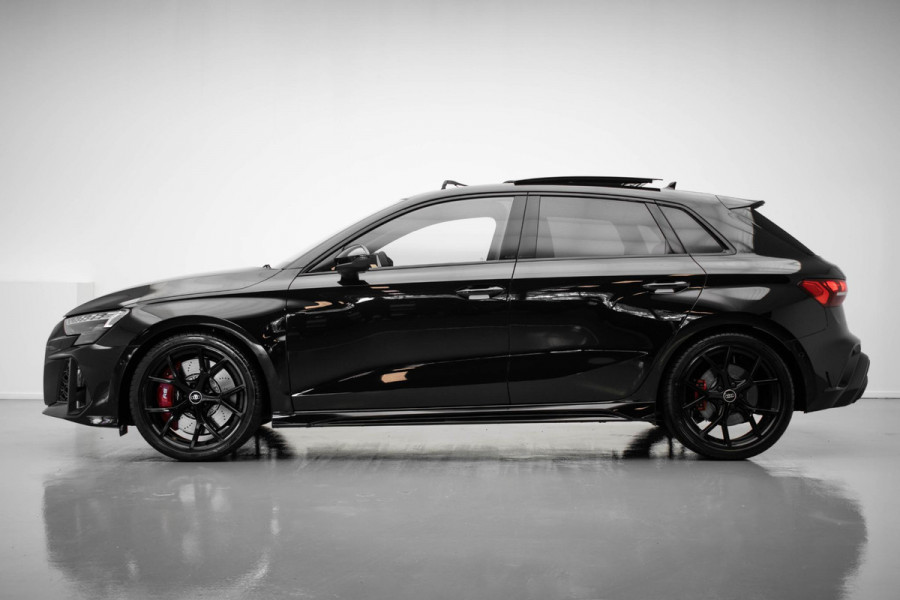 Audi RS3 Sportback 2.5 TFSI quattro |Pano|Kuipstoel|Sonos|HUD|
