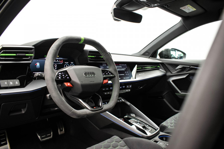 Audi RS3 Sportback 2.5 TFSI quattro |Pano|Kuipstoel|Sonos|HUD|